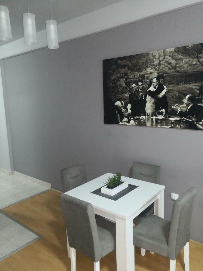 Contemporary Residence Nisz Zewnętrze zdjęcie