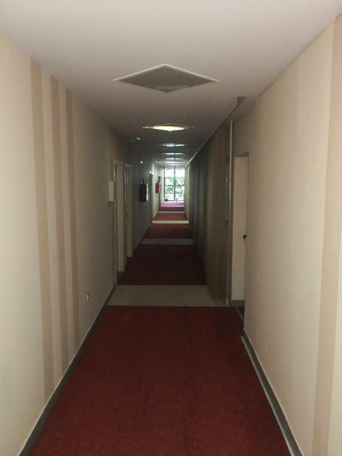 Contemporary Residence Nisz Zewnętrze zdjęcie